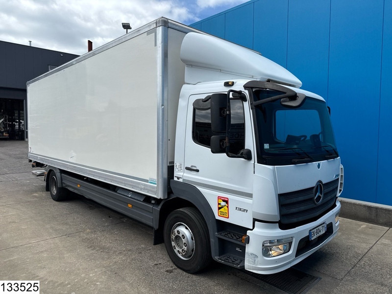 Mercedes-Benz Atego 1321 EURO 6, Dhollandia - Box truck: picture 4 Mercedes-Benz Atego 1321 EURO 6, Dhollandia - Box truck: picture 4
