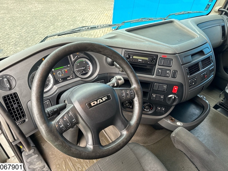 DAF XF 460 EURO 6, Retarder, Blower, Compressor - Tractor unit: picture 5 DAF XF 460 EURO 6, Retarder, Blower, Compressor - Tractor unit: picture 5