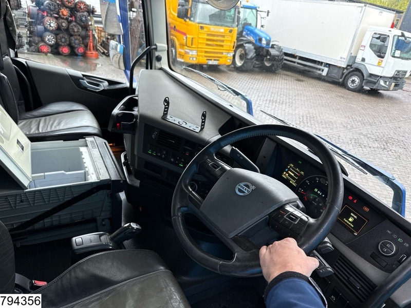 Volvo FH 500 6x2, EURO 6, RHD, Compressor - Tractor unit: picture 5 Volvo FH 500 6x2, EURO 6, RHD, Compressor - Tractor unit: picture 5