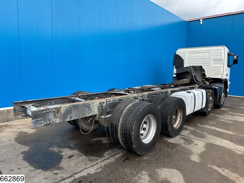 Volvo FM 410 8x4, EURO 5, PTO - Cab chassis truck: picture 2 Volvo FM 410 8x4, EURO 5, PTO - Cab chassis truck: picture 2