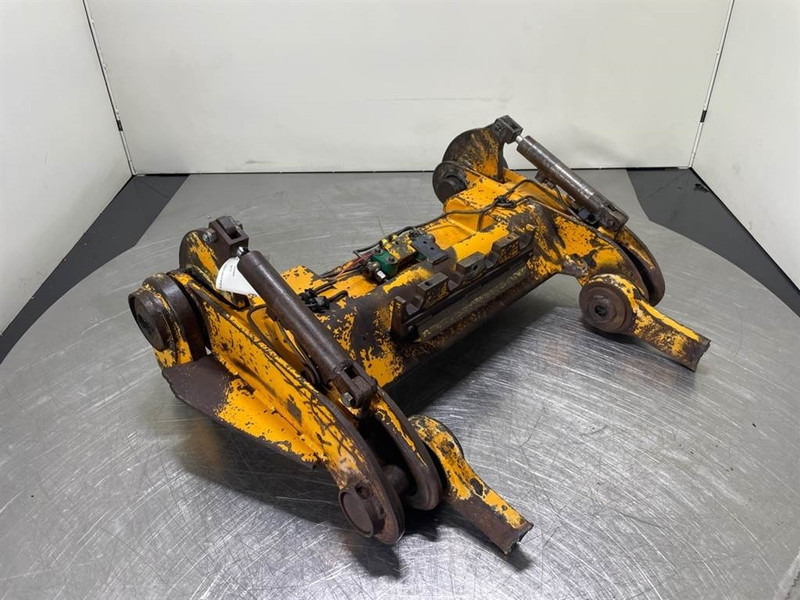 Ahlmann AZ10 - Quick coupler/Schnellwechsler/Snelwissel - Quick coupler for Construction machinery: picture 1 Ahlmann AZ10 - Quick coupler/Schnellwechsler/Snelwissel - Quick coupler for Construction machinery: picture 1