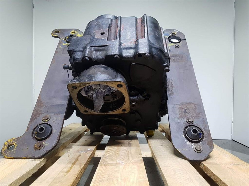 Ahlmann AZ150-Spicer Dana 354/240-4100738A-Transmission - Gearbox and parts for Construction machinery: picture 4 Ahlmann AZ150-Spicer Dana 354/240-4100738A-Transmission - Gearbox and parts for Construction machinery: picture 4