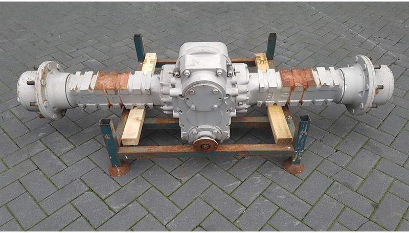 CLARK-HURTH 305/172/172 - Axle/Achse/As - Axle and parts for Construction machinery: picture 1 CLARK-HURTH 305/172/172 - Axle/Achse/As - Axle and parts for Construction machinery: picture 1