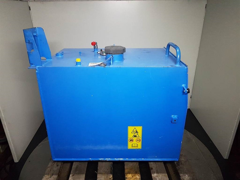 Fuchs MHL320-Terex 6732014000-Fuel tank/Kraftstofftank - Frame/ Chassis for Construction machinery: picture 3 Fuchs MHL320-Terex 6732014000-Fuel tank/Kraftstofftank - Frame/ Chassis for Construction machinery: picture 3