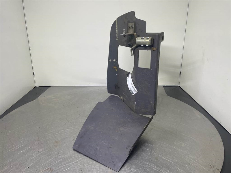 Mecalac 12MTX-3834408 / 3071717-Hood/Haube/Kap - Frame/ Chassis for Construction machinery: picture 2 Mecalac 12MTX-3834408 / 3071717-Hood/Haube/Kap - Frame/ Chassis for Construction machinery: picture 2