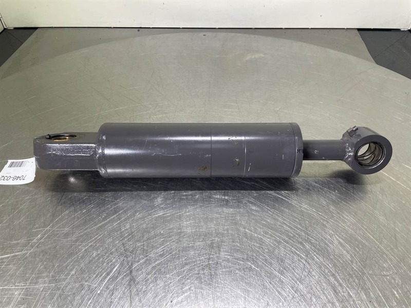Mecalac 12MTX-5671136-Steering cylinder/Lenkzylinder - Hydraulics for Construction machinery: picture 2 Mecalac 12MTX-5671136-Steering cylinder/Lenkzylinder - Hydraulics for Construction machinery: picture 2