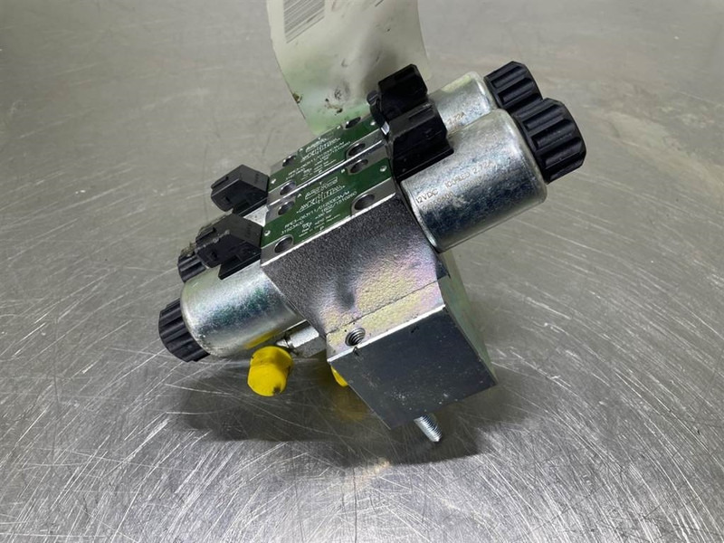 Mecalac 12MTX-6090364-NG6 Valve/Ventile/Ventiel - Hydraulics for Construction machinery: picture 2 Mecalac 12MTX-6090364-NG6 Valve/Ventile/Ventiel - Hydraulics for Construction machinery: picture 2