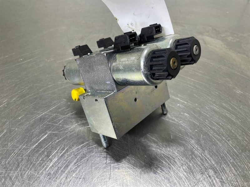 Mecalac 12MTX-6090364-NG6 Valve/Ventile/Ventiel - Hydraulics for Construction machinery: picture 3 Mecalac 12MTX-6090364-NG6 Valve/Ventile/Ventiel - Hydraulics for Construction machinery: picture 3
