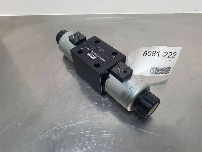 Parker D3W002CNJW42 - Valve/Ventile/Ventiel - Hydraulics for Construction machinery: picture 2 Parker D3W002CNJW42 - Valve/Ventile/Ventiel - Hydraulics for Construction machinery: picture 2