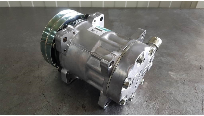 SANDEN SD7H15-S8220-Compressor/Kompressor/Aircopom - A/C compressor for Construction machinery: picture 2 SANDEN SD7H15-S8220-Compressor/Kompressor/Aircopom - A/C compressor for Construction machinery: picture 2
