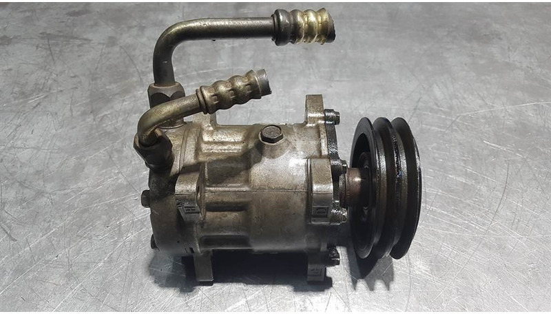 SANDEN U4652 - Compressor/Kompressor/Aircopomp - A/C compressor for Construction machinery: picture 2 SANDEN U4652 - Compressor/Kompressor/Aircopomp - A/C compressor for Construction machinery: picture 2