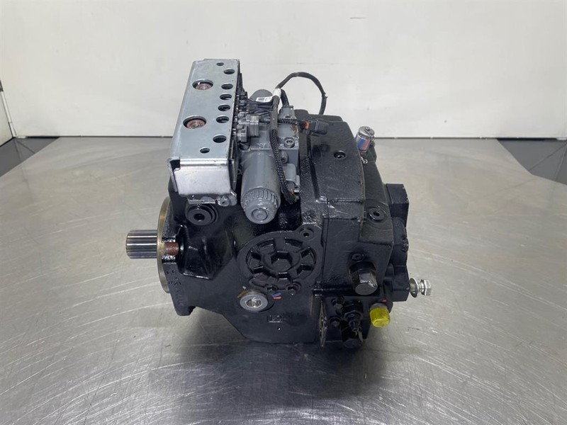 Sauer Danfoss H1P069RAAA7C2C-Drive pump/Fahrpumpe/Rijpomp - Hydraulics for Construction machinery: picture 1 Sauer Danfoss H1P069RAAA7C2C-Drive pump/Fahrpumpe/Rijpomp - Hydraulics for Construction machinery: picture 1