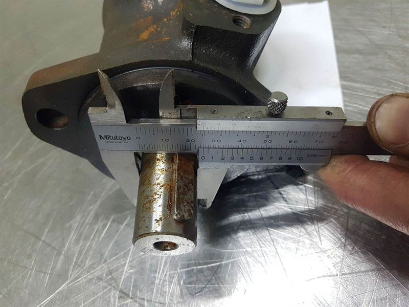 Sauer Danfoss OMP32-151-0341-Hydraulic motor/Hydraulikmotor - Hydraulics for Construction machinery: picture 5 Sauer Danfoss OMP32-151-0341-Hydraulic motor/Hydraulikmotor - Hydraulics for Construction machinery: picture 5