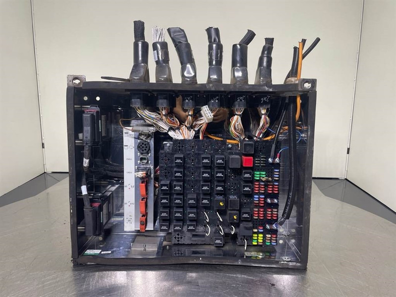 Sennebogen 835E-175343-Switch kabinet/Schaltschrank - Electrical system for Construction machinery: picture 1 Sennebogen 835E-175343-Switch kabinet/Schaltschrank - Electrical system for Construction machinery: picture 1