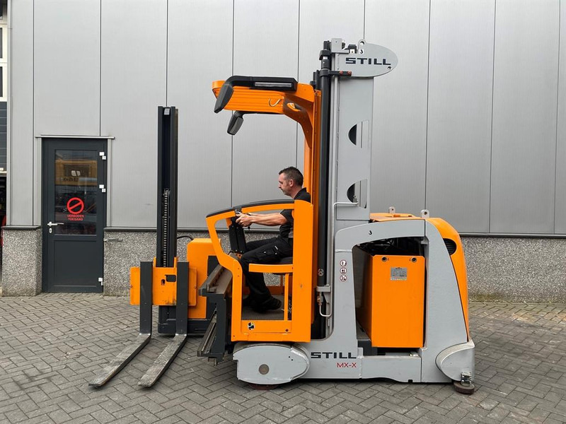 Still MX - X Orderpicking truck (Video) - Electric forklift: picture 2 Still MX - X Orderpicking truck (Video) - Electric forklift: picture 2