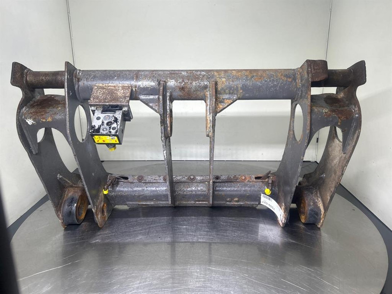 Volvo L40B-TP - Quick coupler/Wechsler/Snelwissel - Quick coupler for Construction machinery: picture 4 Volvo L40B-TP - Quick coupler/Wechsler/Snelwissel - Quick coupler for Construction machinery: picture 4