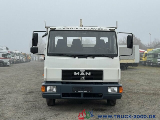 Open body delivery van MAN 8.163 Lange Pritsche 7.10m 3 Sitzer Nur 217TKM: picture 11