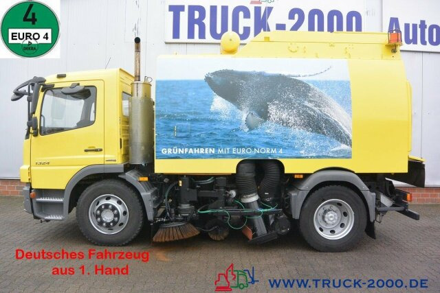 Mercedes-Benz Atego 1524 Faun Viajet 6 RL Besen rechts + links - Road sweeper: picture 1 Mercedes-Benz Atego 1524 Faun Viajet 6 RL Besen rechts + links - Road sweeper: picture 1