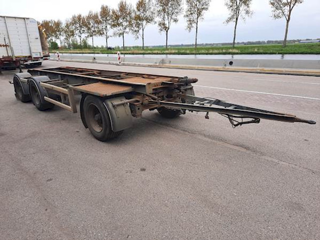 Floor FLA-3-101 - Container transporter/ Swap body semi-trailer: picture 2 Floor FLA-3-101 - Container transporter/ Swap body semi-trailer: picture 2