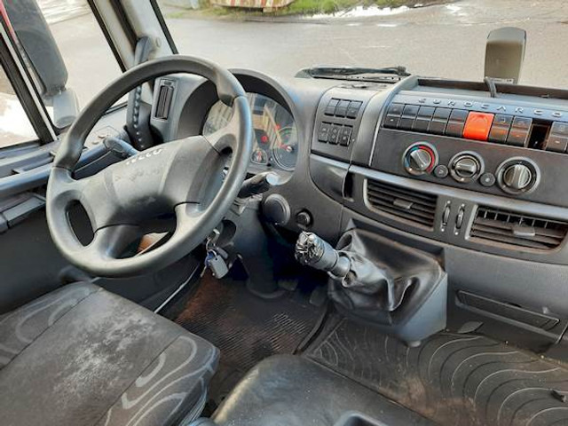 Iveco 120E22 - Cab chassis truck: picture 5 Iveco 120E22 - Cab chassis truck: picture 5