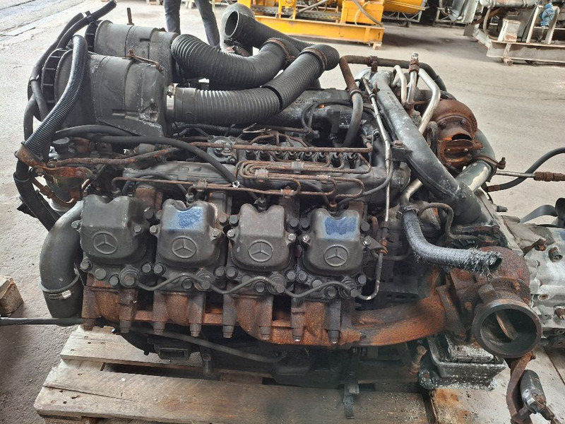Mercedes-Benz OM442LA - Engine: picture 4 Mercedes-Benz OM442LA - Engine: picture 4