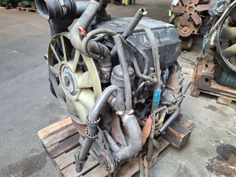 Mercedes-Benz OM904LA - Engine: picture 1 Mercedes-Benz OM904LA - Engine: picture 1