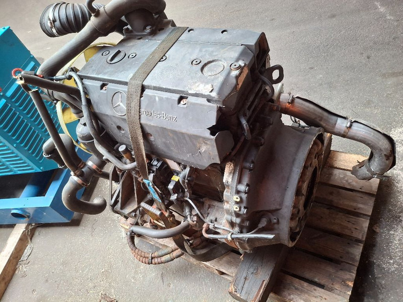 Mercedes-Benz OM904LA - Engine: picture 3 Mercedes-Benz OM904LA - Engine: picture 3