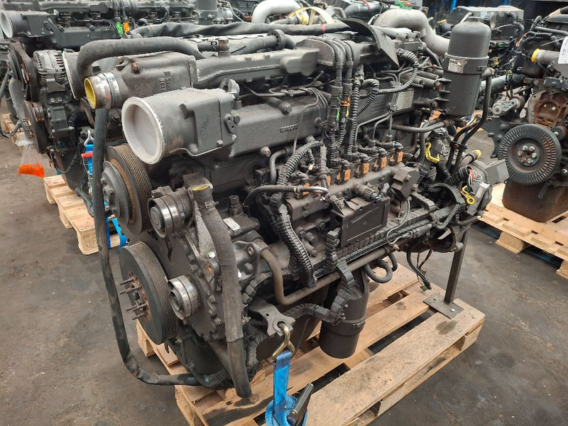 PACCAR PR228S2 (310HP) - Engine: picture 1 PACCAR PR228S2 (310HP) - Engine: picture 1