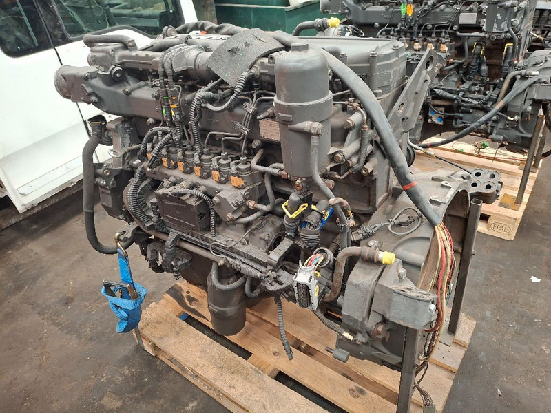 PACCAR PR228S2 (310HP) - Engine: picture 2 PACCAR PR228S2 (310HP) - Engine: picture 2