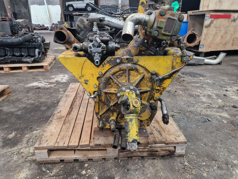 TWIN DISC 8FLWB-1605 - Gearbox: picture 1 TWIN DISC 8FLWB-1605 - Gearbox: picture 1