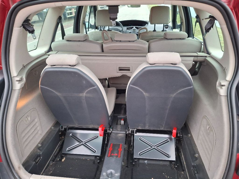 Truck Renault MEGANE SCENIC: picture 9