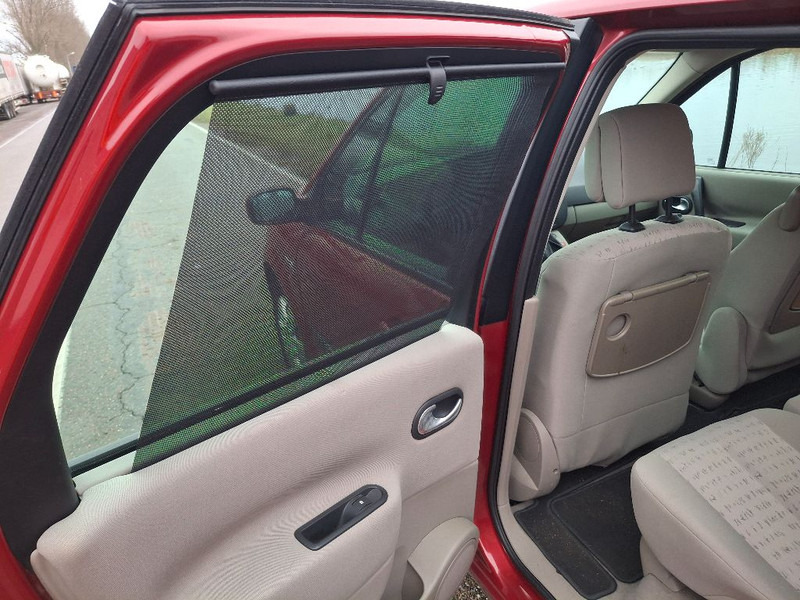 Truck Renault MEGANE SCENIC: picture 7