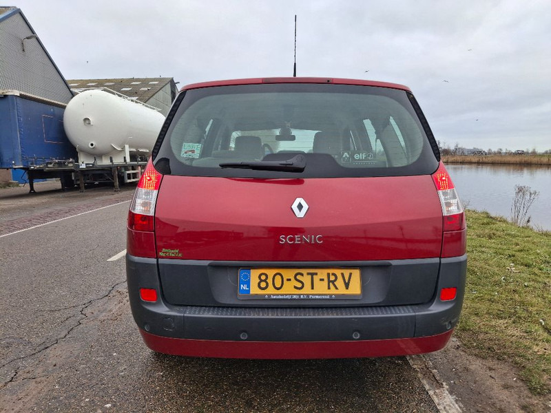 Truck Renault MEGANE SCENIC: picture 12