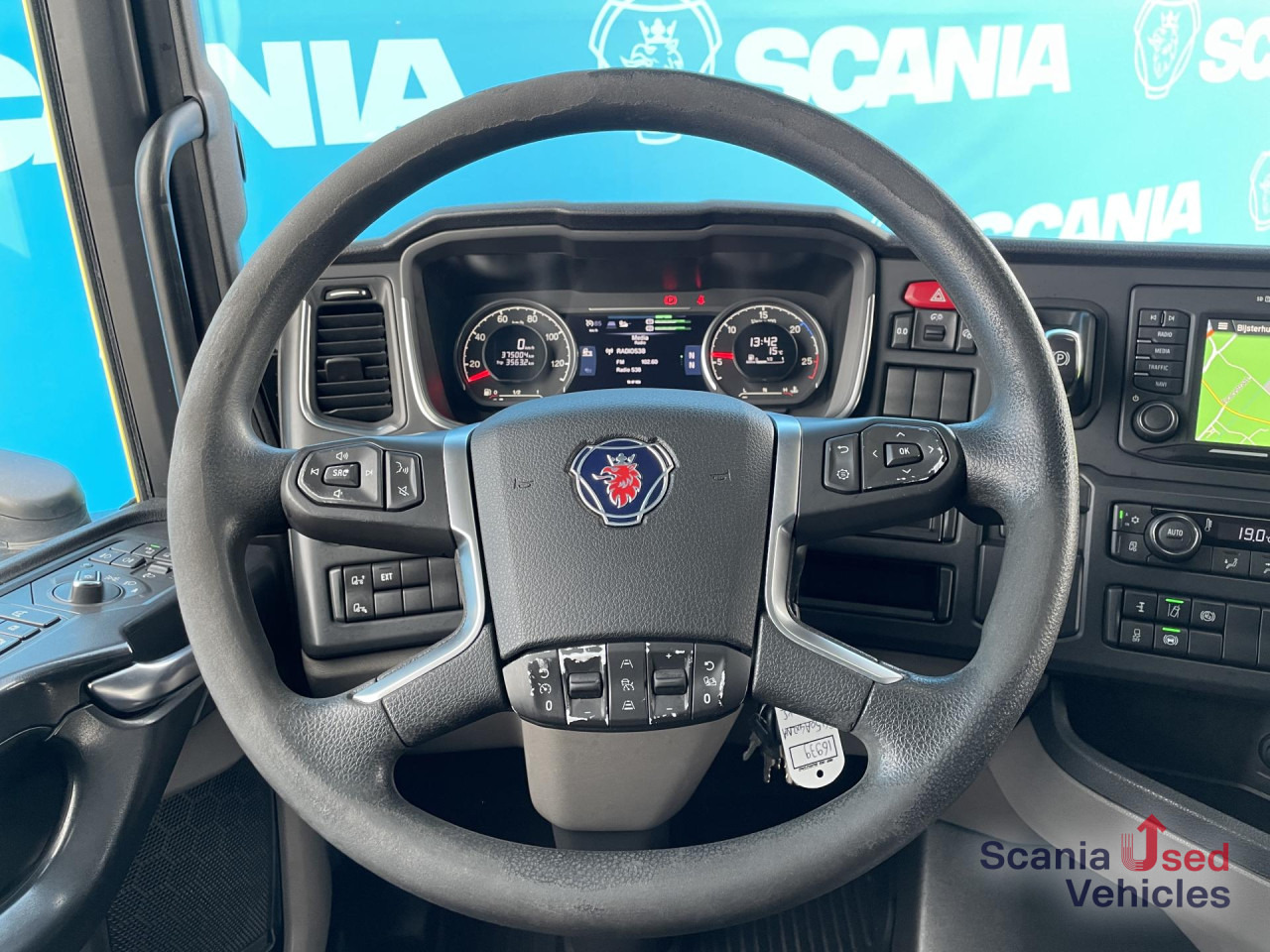 SCANIA S 450 A4x2NA DIFF-L RETARDER PARK AIRCO ACC - Tractor unit: picture 5 SCANIA S 450 A4x2NA DIFF-L RETARDER PARK AIRCO ACC - Tractor unit: picture 5