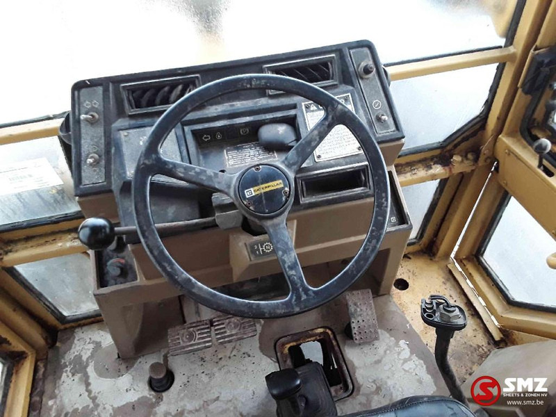 Backhoe loader Caterpillar 428: picture 8