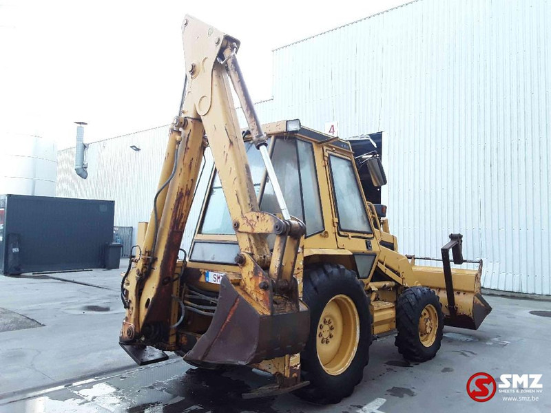 Backhoe loader Caterpillar 428: picture 12