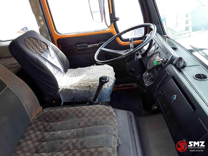 Interior photo 2: Tipper Mercedes-Benz 1617