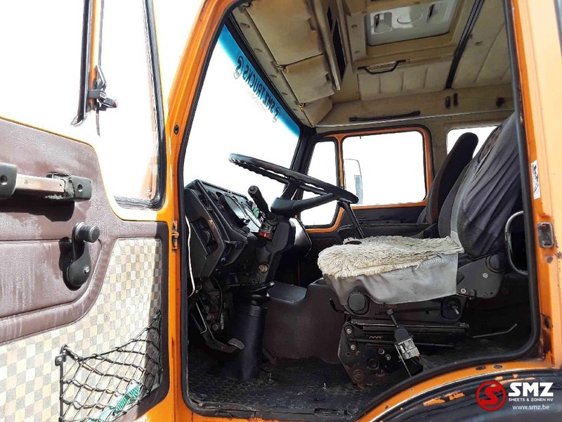 Interior photo 3: Tipper Mercedes-Benz 1617
