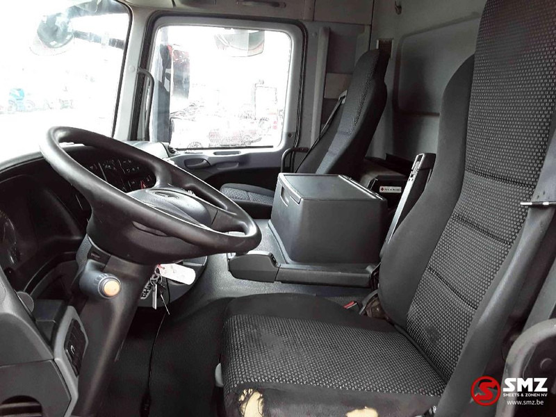 Mercedes-Benz Actros 1836 - Box truck: picture 5 Mercedes-Benz Actros 1836 - Box truck: picture 5