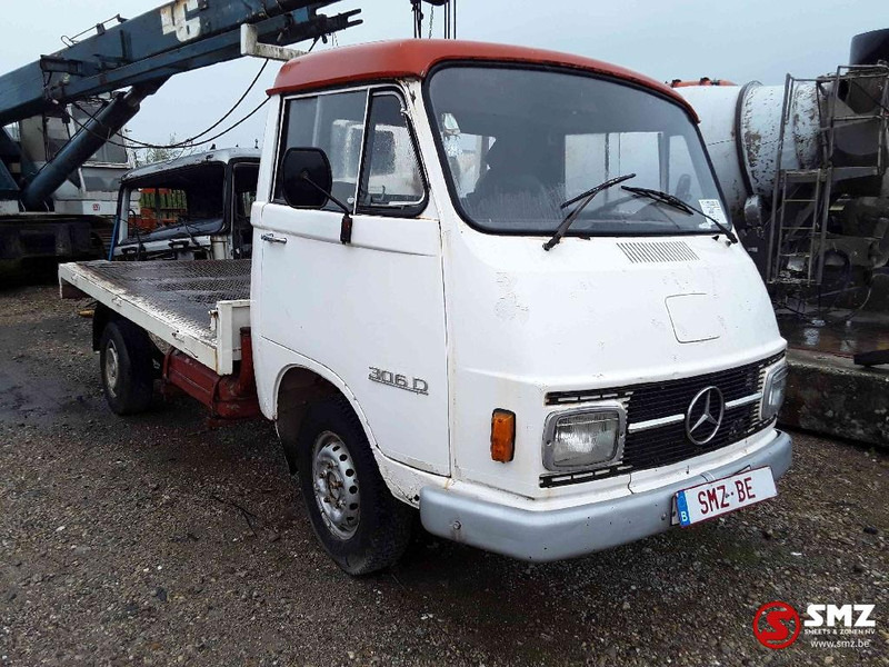 Mercedes-Benz - Dropside/ Flatbed truck: picture 1 Mercedes-Benz - Dropside/ Flatbed truck: picture 1