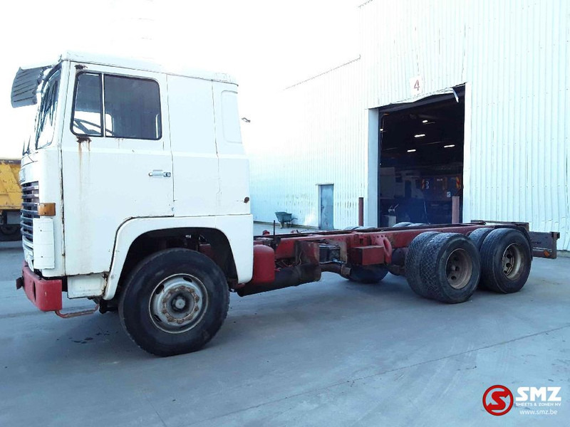 Scania 111 6x2 super lames - Cab chassis truck: picture 5 Scania 111 6x2 super lames - Cab chassis truck: picture 5