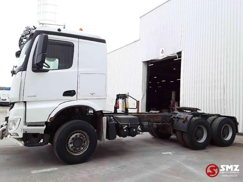 Mercedes-Benz Arocs 3351 lames steel - Tractor unit: picture 5 Mercedes-Benz Arocs 3351 lames steel - Tractor unit: picture 5