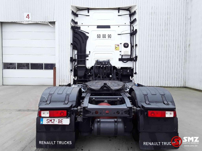 Tractor unit Renault T 520 High 2 tank i i park cool 664' km 27/11/19 ch KD Alcoa/trux top bar: picture 11 Tractor unit Renault T 520 High 2 tank i i park cool 664' km 27/11/19 ch KD Alcoa/trux top bar: picture 11