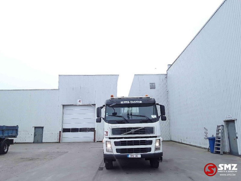 Volvo FM 6x4 - Dropside/ Flatbed truck, Crane truck: picture 2 Volvo FM 6x4 - Dropside/ Flatbed truck, Crane truck: picture 2