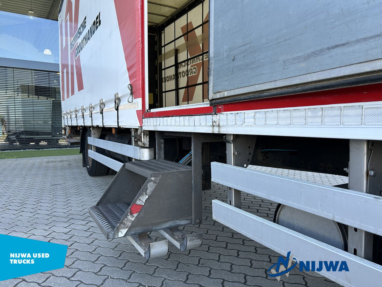 Curtainsider truck MAN TGL 12.180 4x2 Roldeur + Laadklep: picture 15