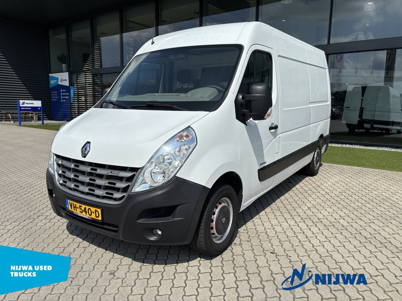 Renault Master T35 125 L2H2 Opstap + Airco Kasten - Panel van: picture 1 Renault Master T35 125 L2H2 Opstap + Airco Kasten - Panel van: picture 1