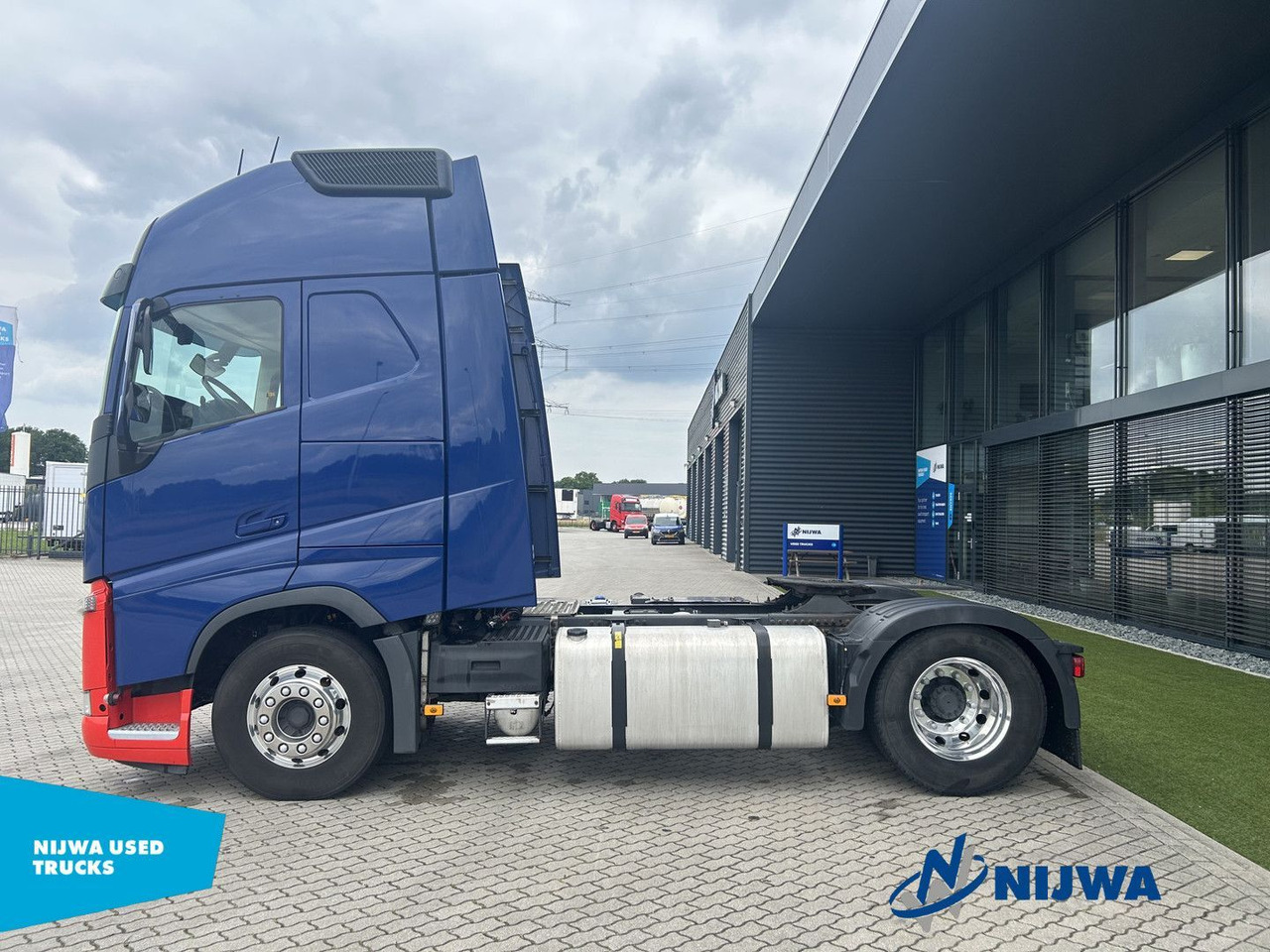 Volvo FH 460 4x2 I-Save + Compressor - Tractor unit: picture 5 Volvo FH 460 4x2 I-Save + Compressor - Tractor unit: picture 5