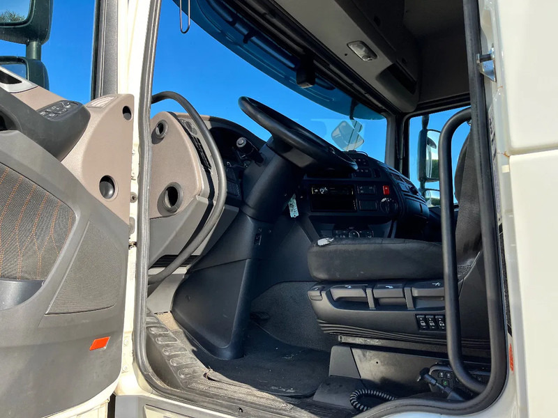 DAF XF 450 FT SC Euro6 - Tractor unit: picture 5 DAF XF 450 FT SC Euro6 - Tractor unit: picture 5