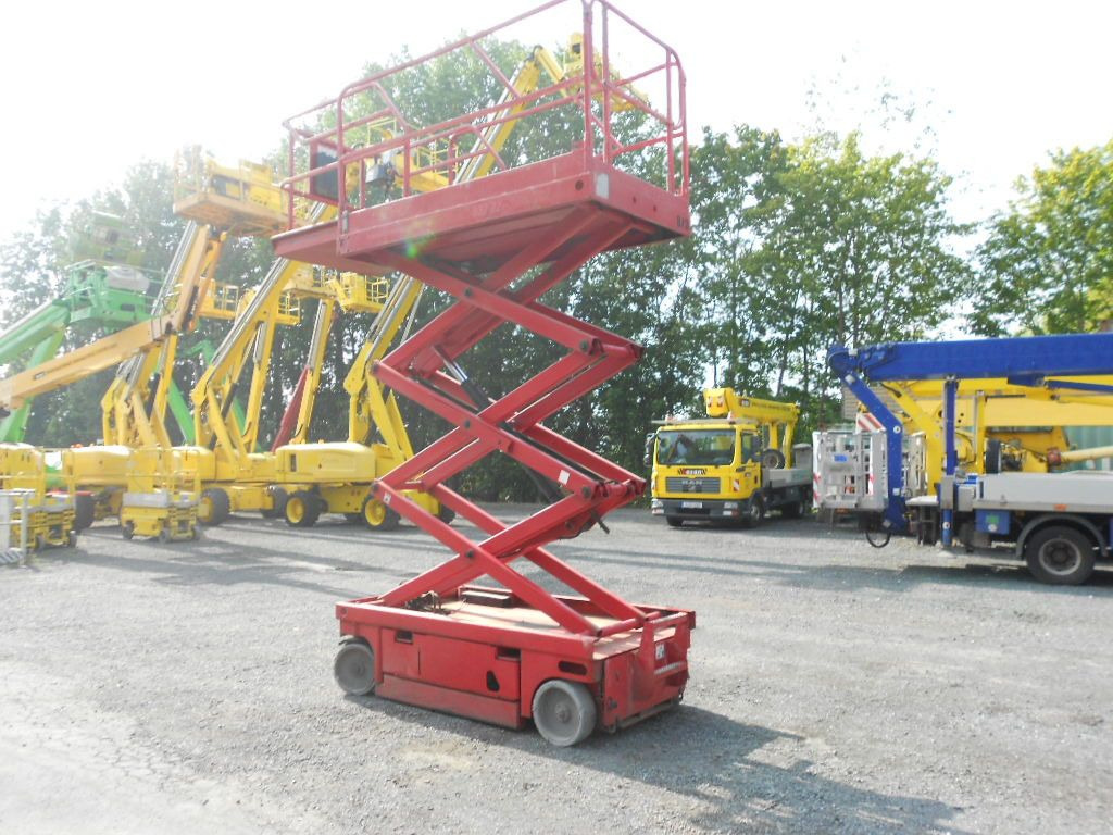 Haulotte Haulotte Compact 8W, AH 8 m - Scissor lift: picture 4 Haulotte Haulotte Compact 8W, AH 8 m - Scissor lift: picture 4