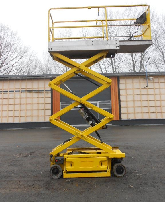 JLG JLG 1930 ES, Scherenarbeitsbühne AH 8 m - Scissor lift: picture 1 JLG JLG 1930 ES, Scherenarbeitsbühne AH 8 m - Scissor lift: picture 1